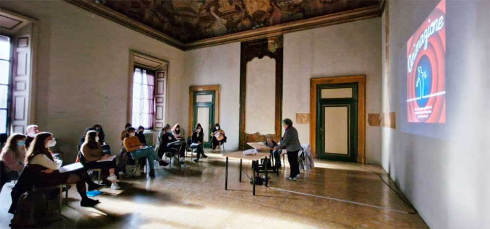 Aula di formazione per percorsi di visione guidata